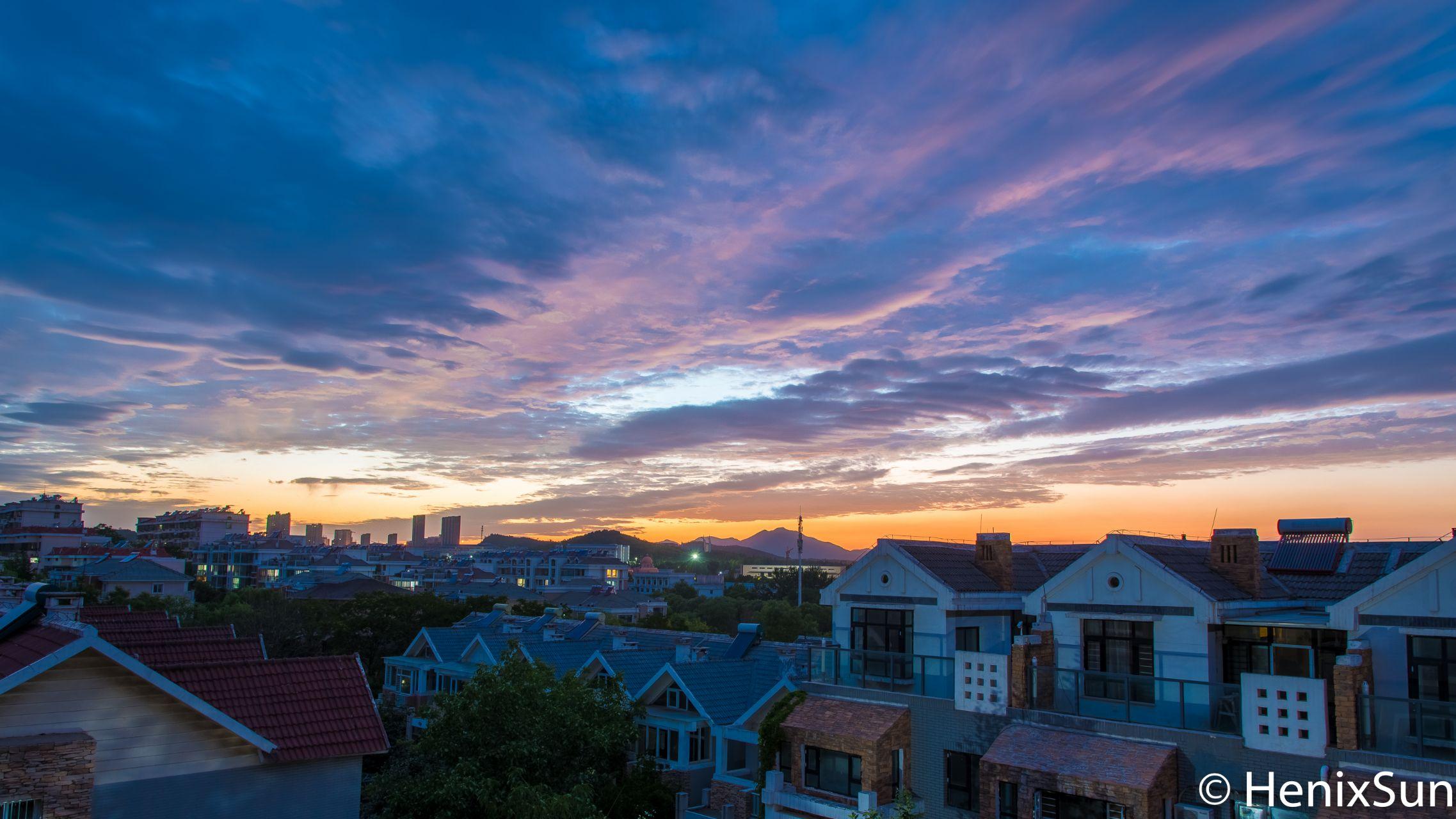 别墅装电梯_别墅院子维护与管理_联排别墅与大平层优缺点对比