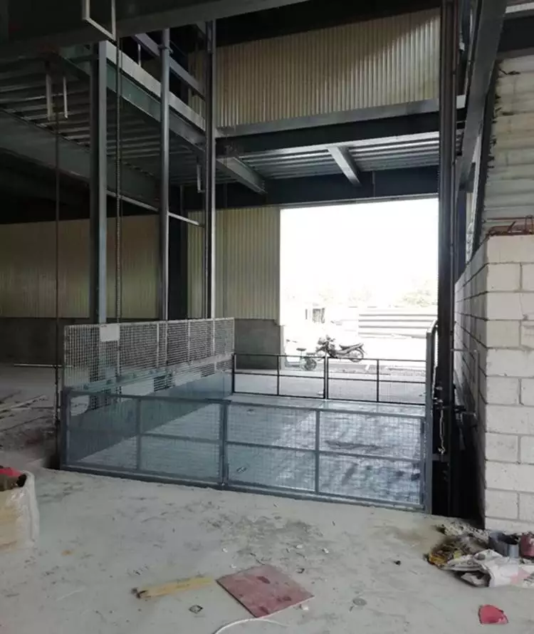 载货升降货梯厂家_武威市三层导轨升降货梯如何使用_武威民勤导轨升降机价格