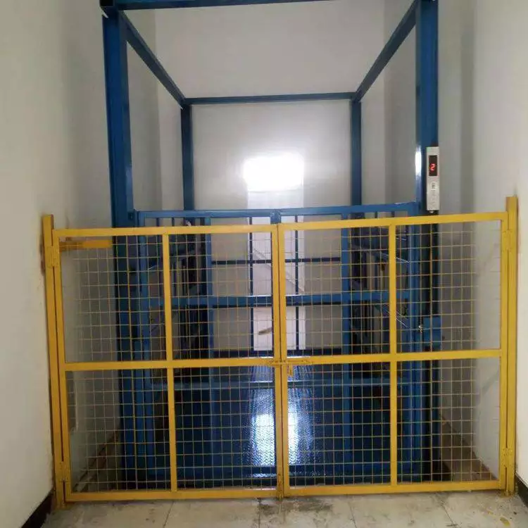 武威民勤导轨升降机价格_武威市三层导轨升降货梯如何使用_载货升降货梯厂家